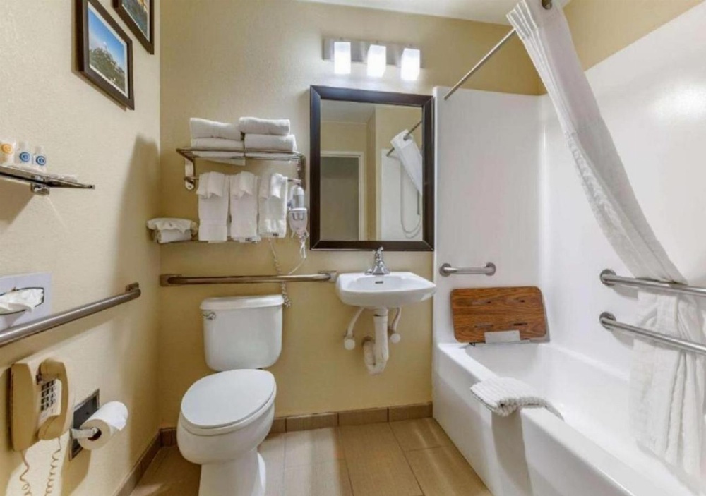 Comfort Inn & Suites North Tucson - Marana Main image